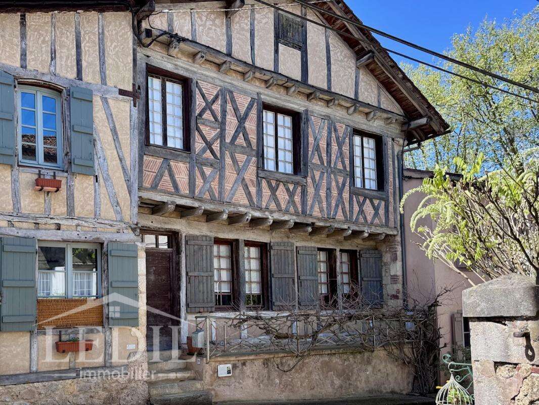 Maison de caractère avec jardin en bastide - photo 2