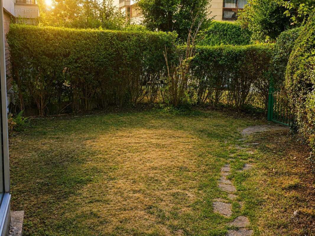 Appartement à FONTENAY-LE-FLEURY