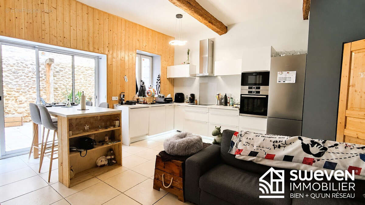 T4-rez de chaussée - Appartement à RIVESALTES