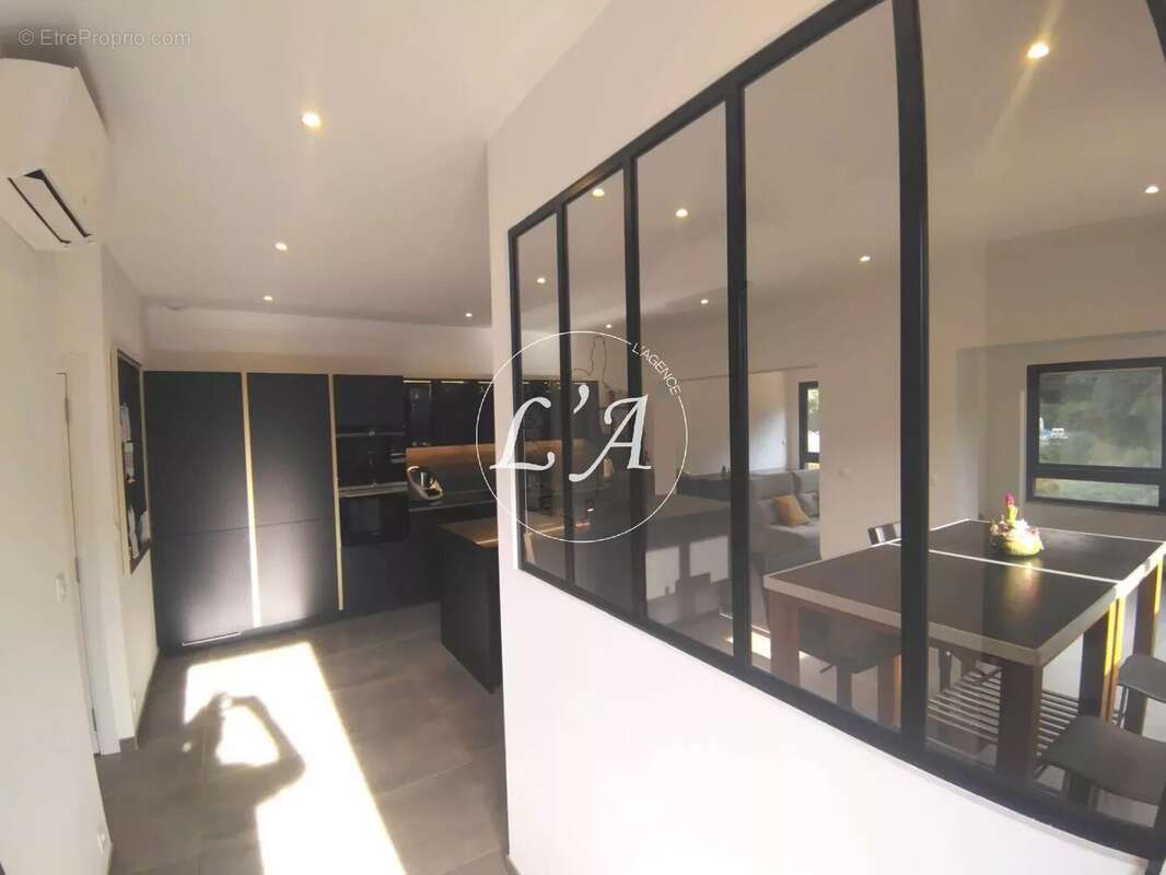 Appartement à CAURO