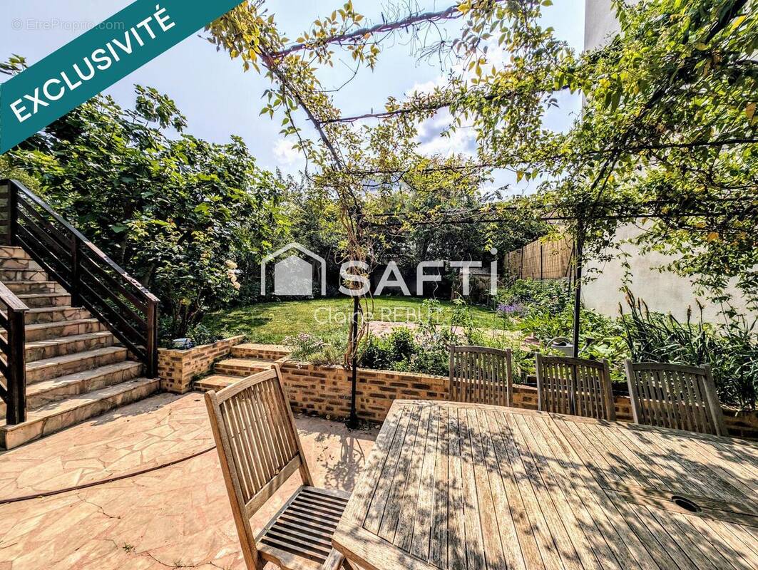 Photo 1 - Maison à LIVRY-GARGAN