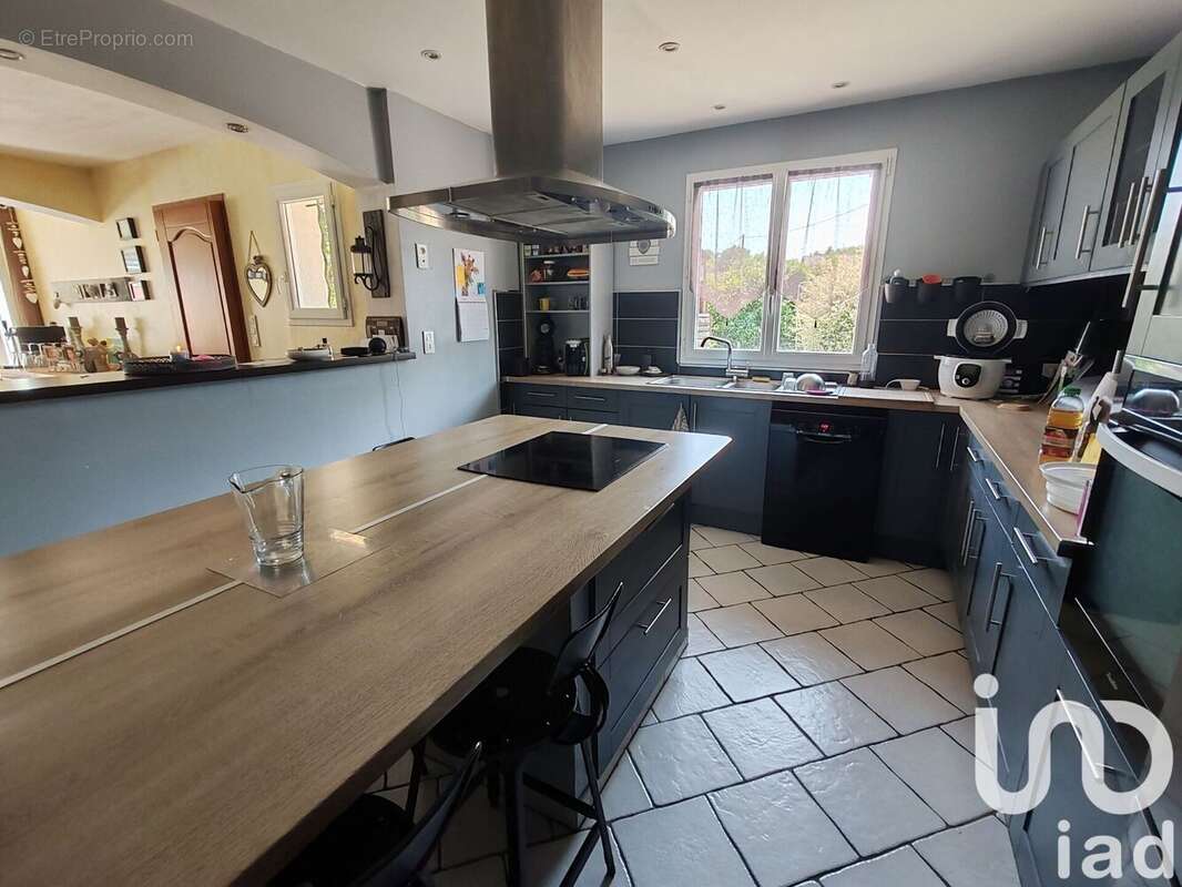 Photo 8 - Maison à NEUILLY-LE-REAL