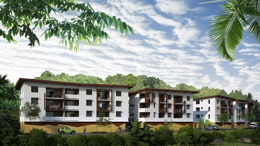 Appartement à REMIRE-MONTJOLY