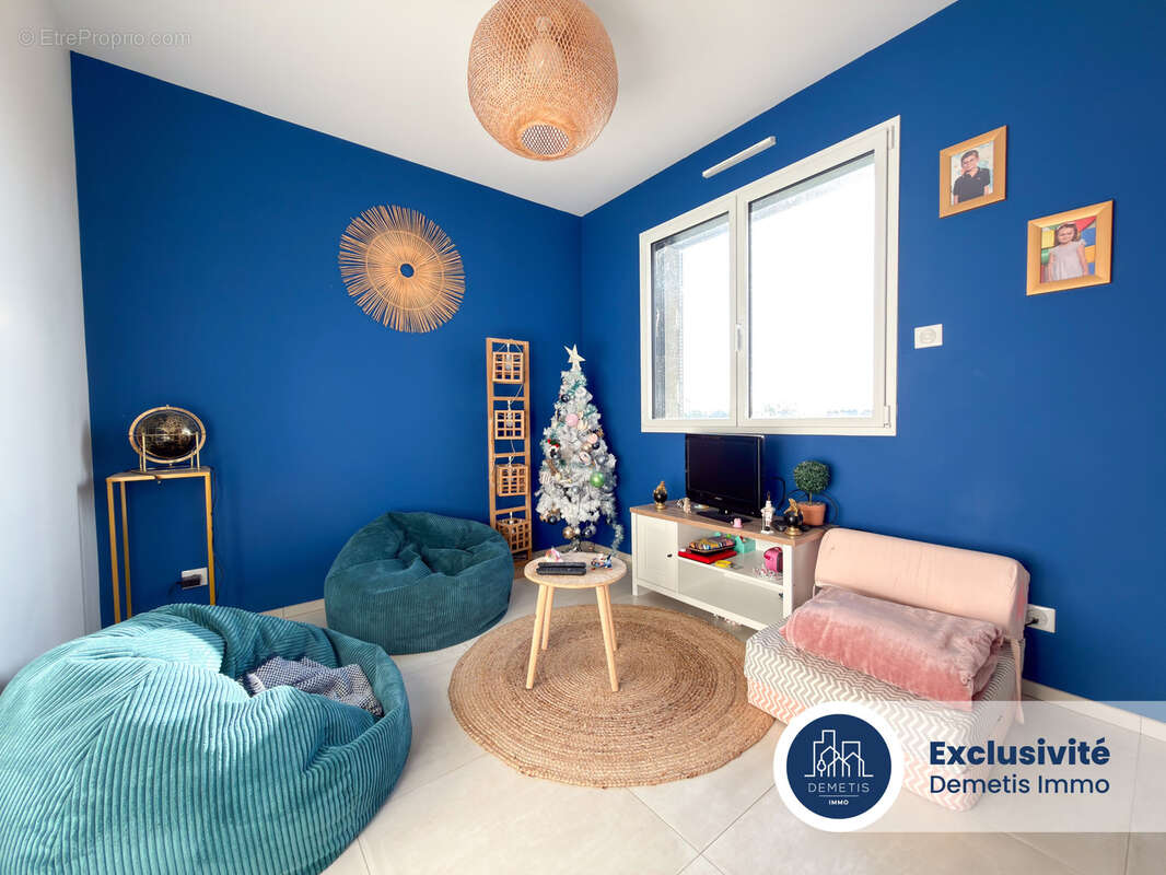 Maison à JOUE-L'ABBE