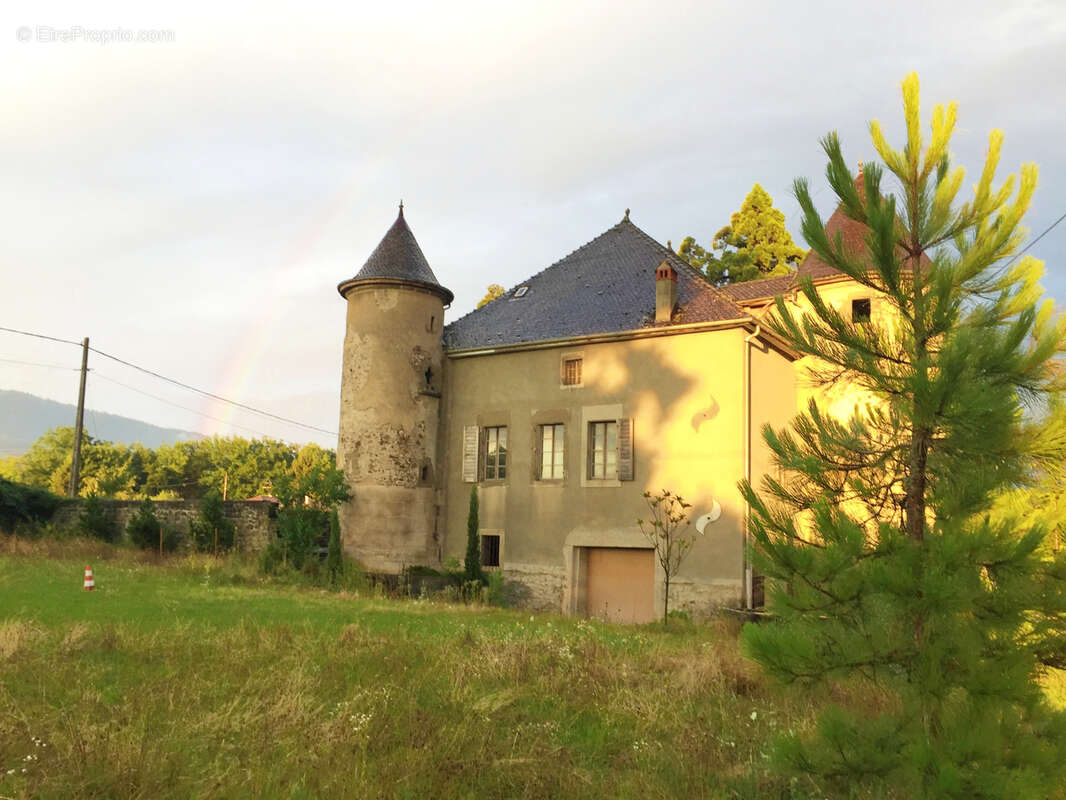 Maison à ARTHAZ-PONT-NOTRE-DAME
