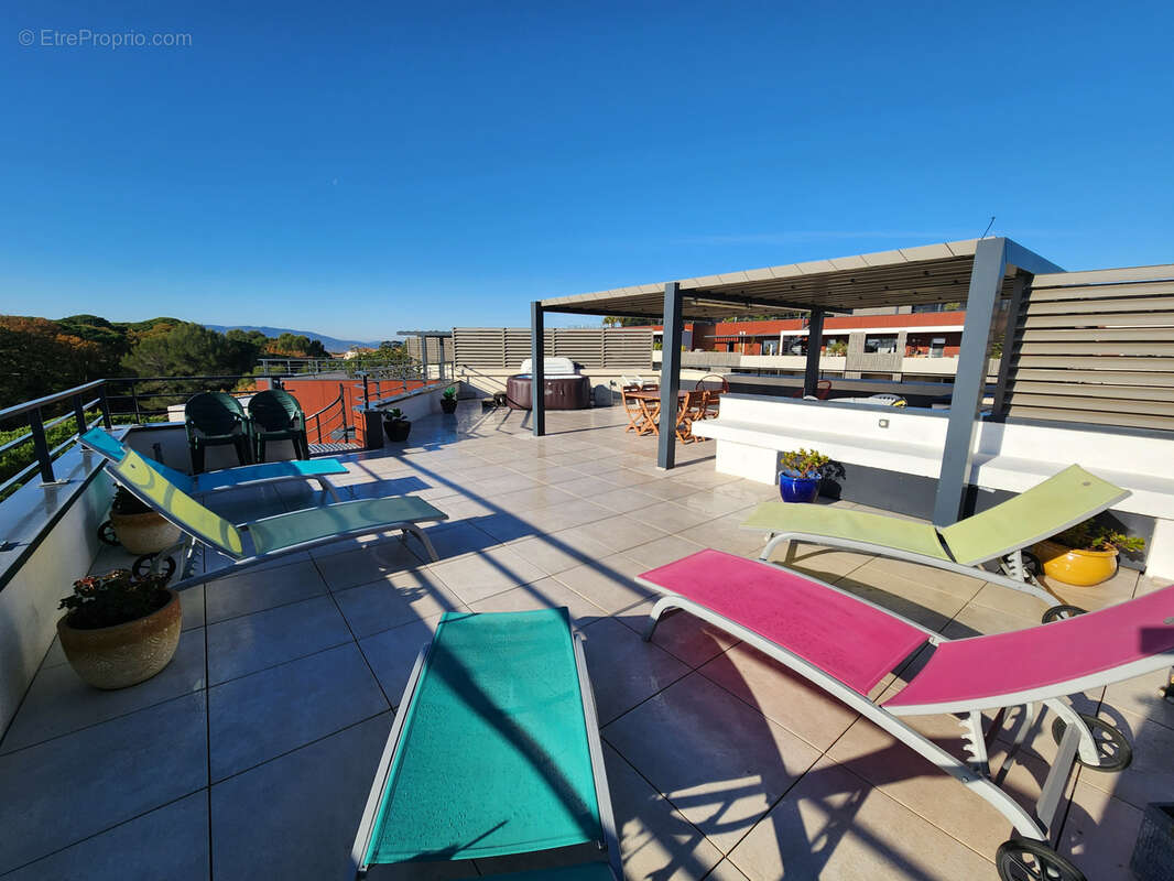 Appartement à FREJUS