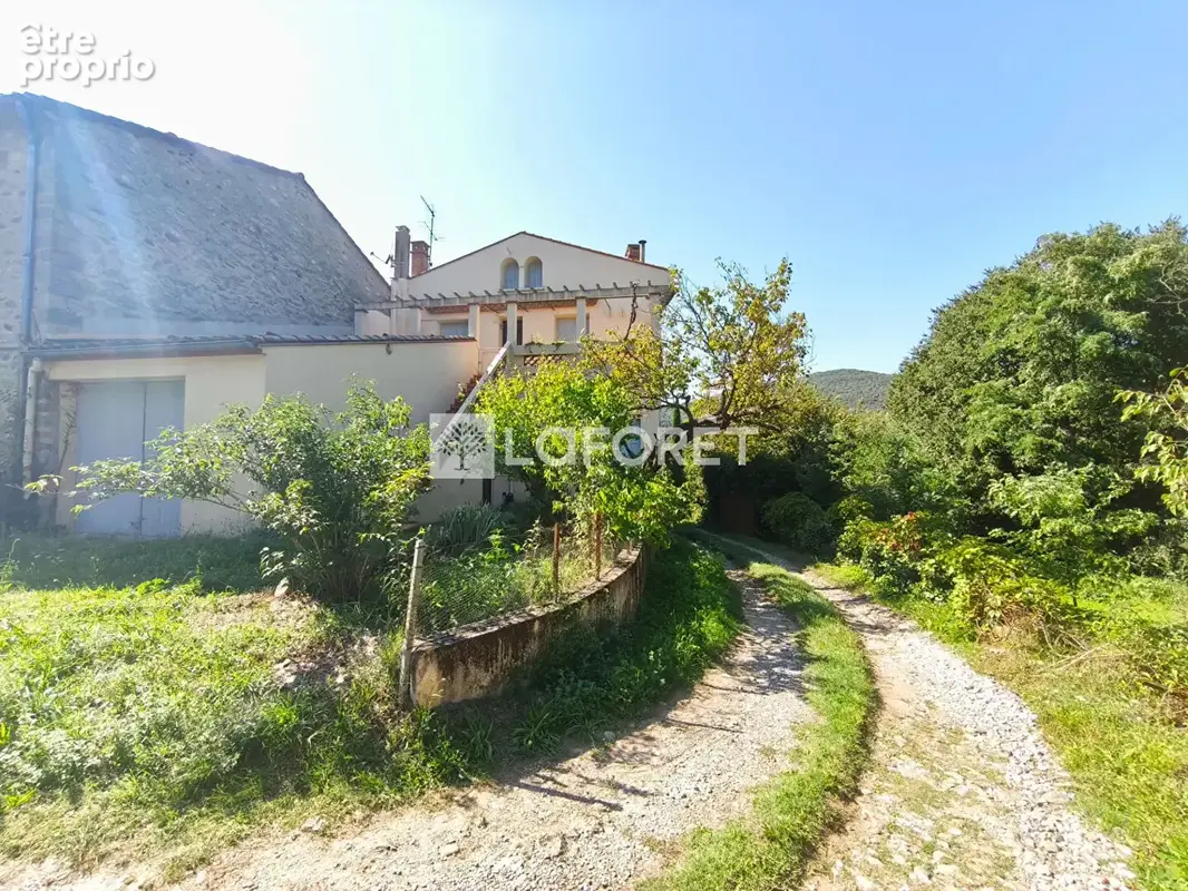 Photo Maison à Reynes au prix de 249 000€