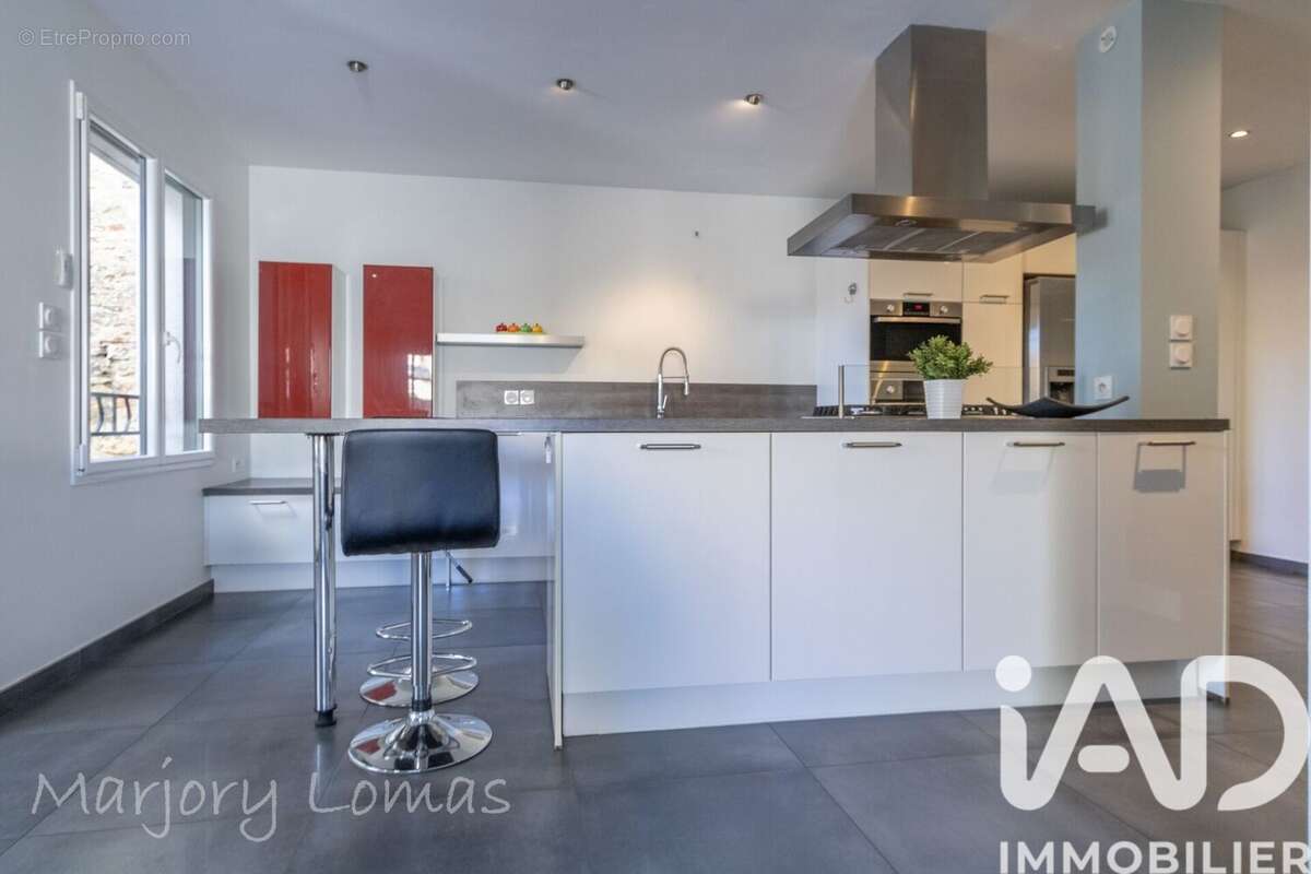 Photo 2 - Maison à DARDILLY