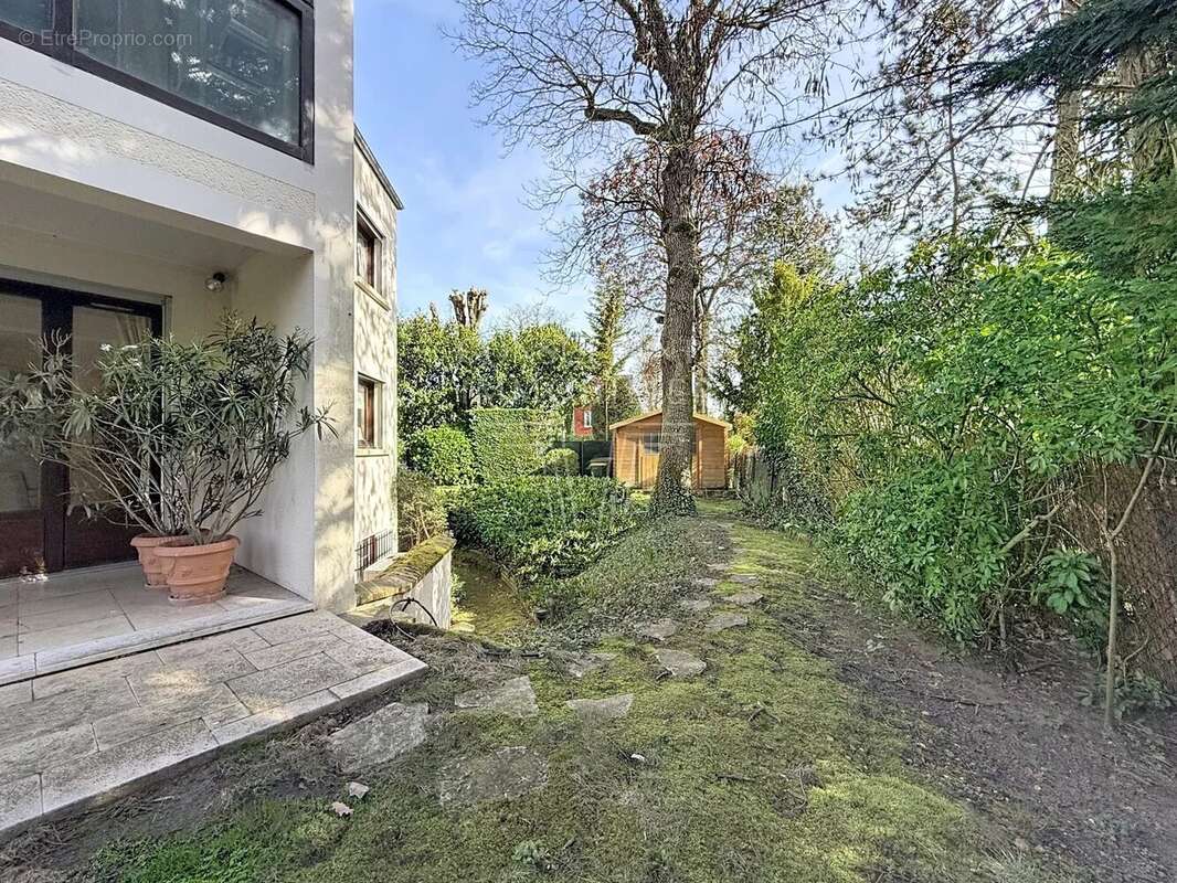 Maison à LE VESINET