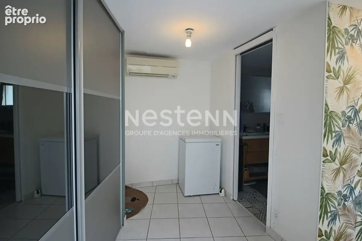 Maison donges centre ville environ 90 m2, 2 chambres,  sejour 35 m², jardin et grand garage  + dependances - photo 6