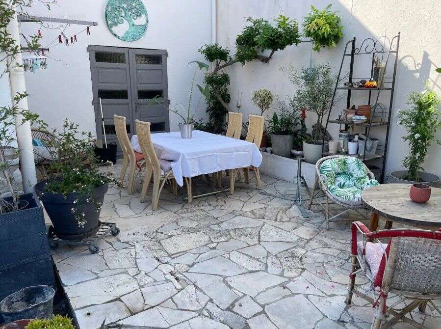Maison 136 m² à Perpignan  - photo 4