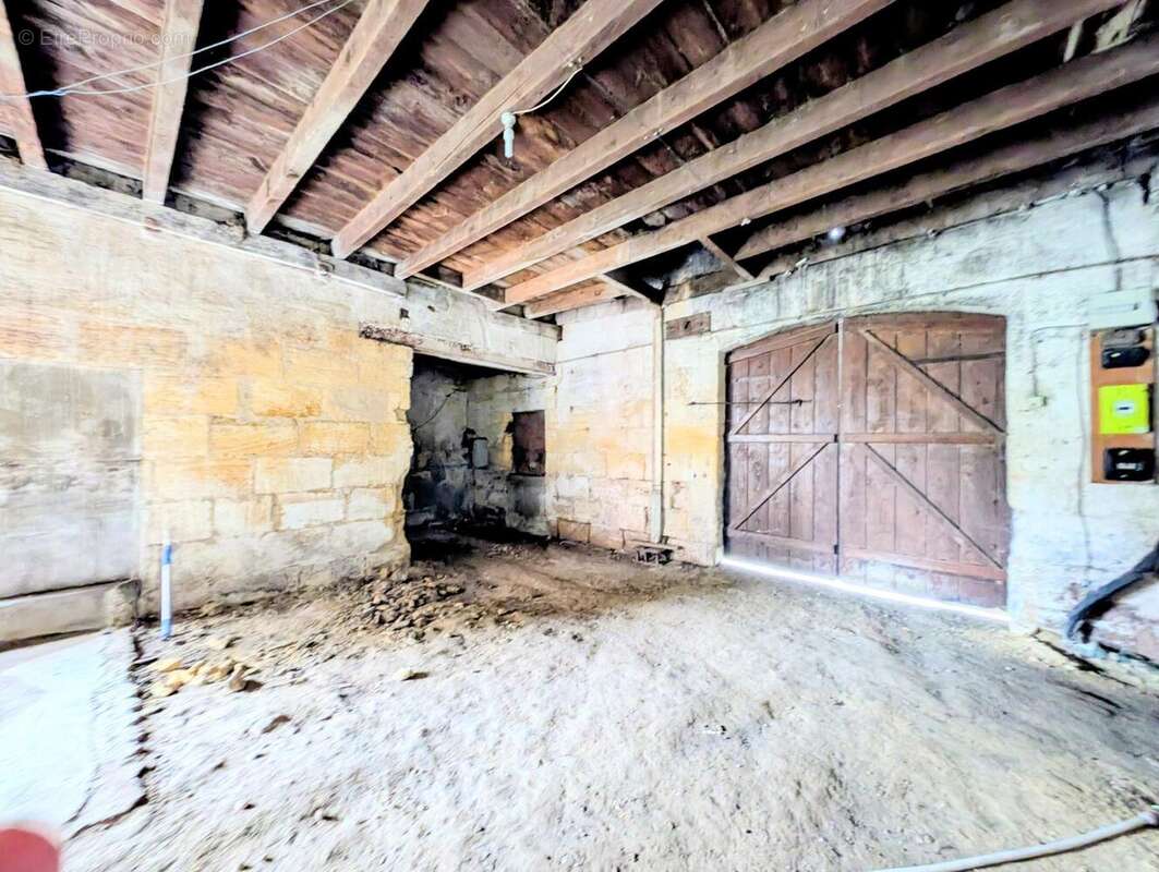 Maison 100 m² à Baurech  - photo 3