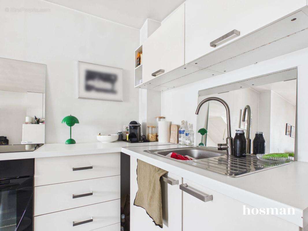 Studio 26 m² - Dernier étage traversant - Rue Saint-Jean, Paris - photo 10