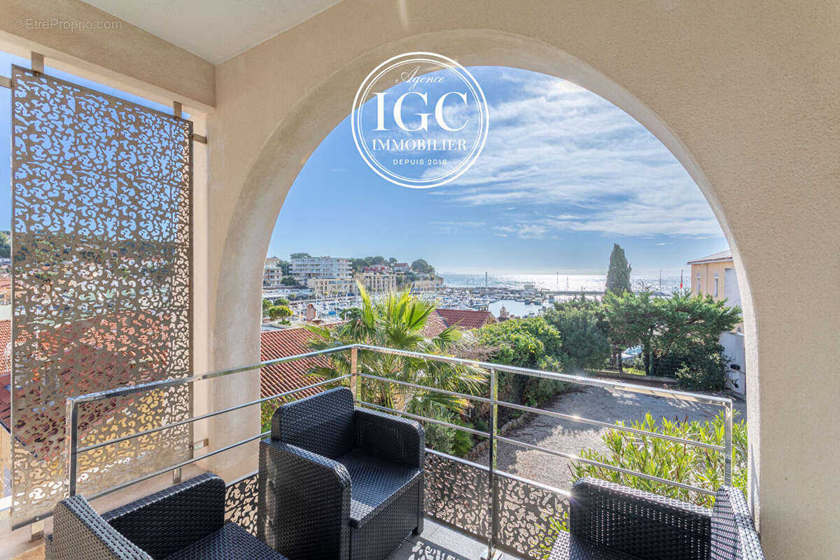 Maison à CARRY-LE-ROUET