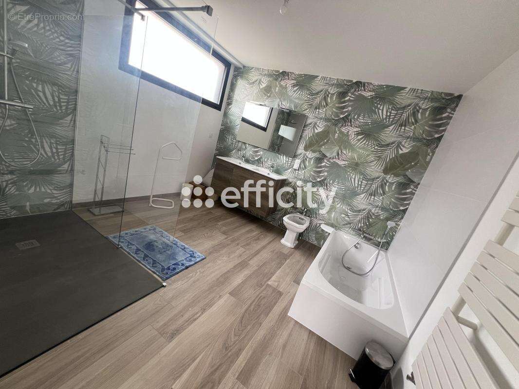 Maison 179 m² à Arzon  - photo 7