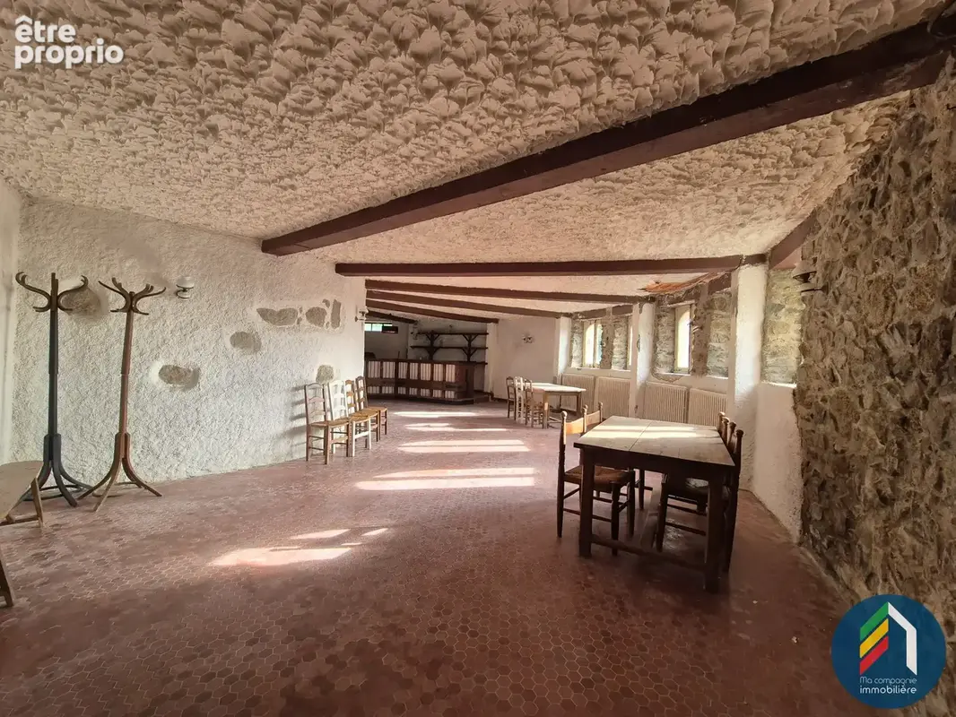Propriété sur les hauteurs de Pouzauges - photo 4