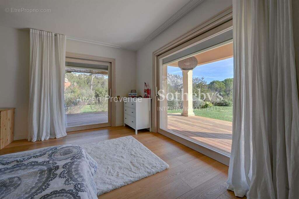 Un site unique avec vue omniprésente sur la Sainte-Victoire - photo 18