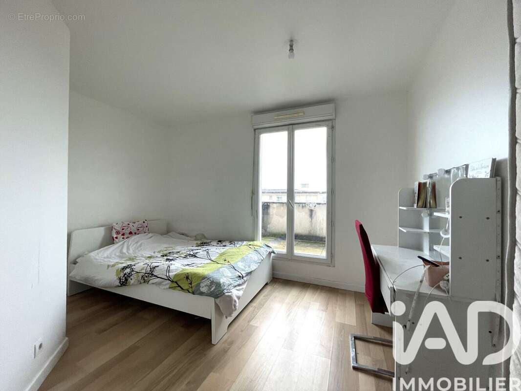 Photo 5 - Appartement à CORBEIL-ESSONNES