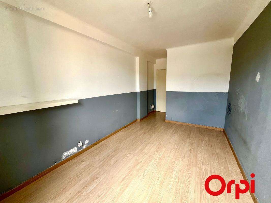 Appartement à MARSEILLE-11E