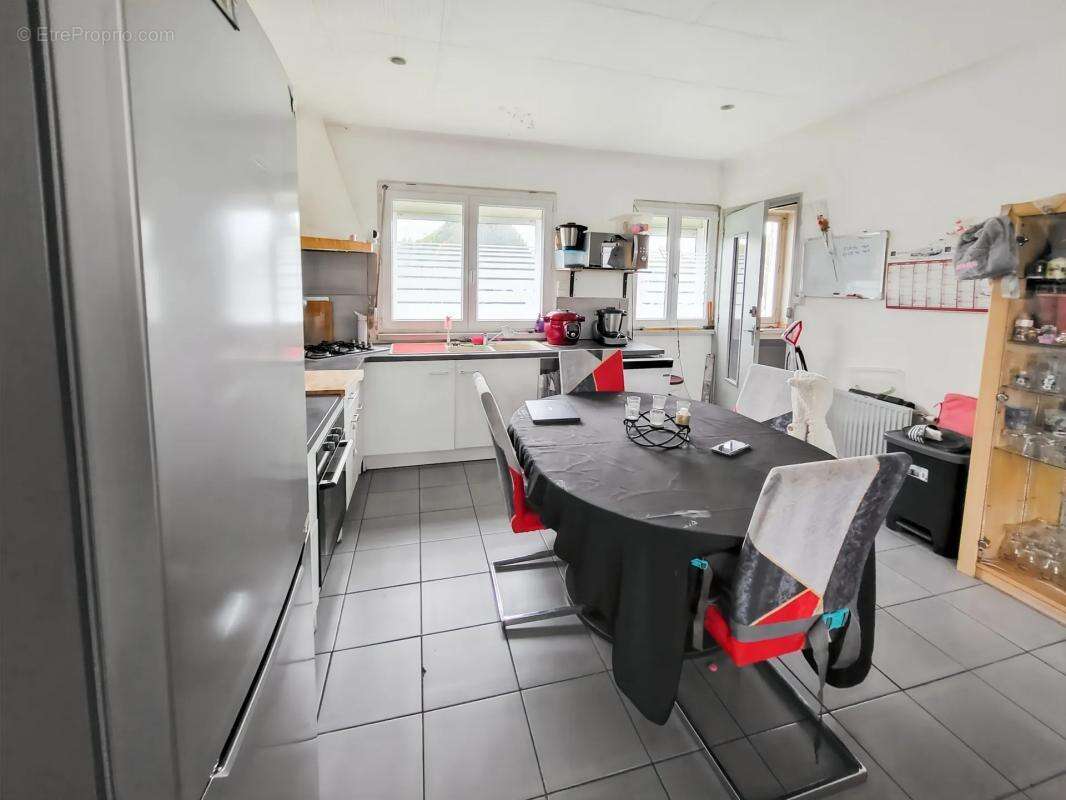 Maison à AULNOYE-AYMERIES