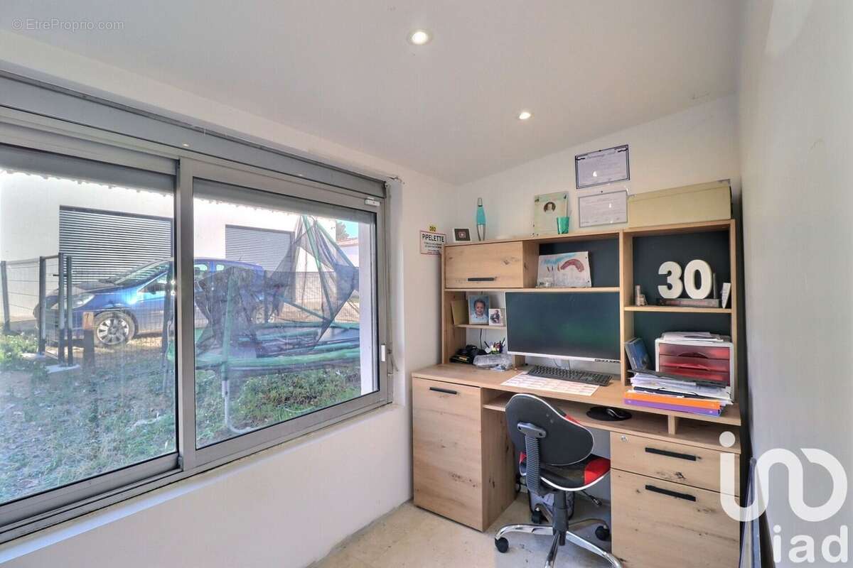 Photo 8 - Maison à SEILLONS-SOURCE-D&#039;ARGENS