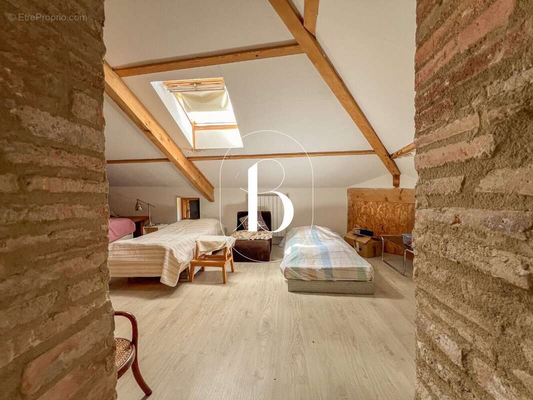 Maison à VALLON-PONT-D'ARC