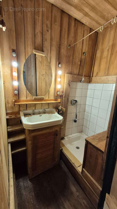 Maison de village, de Type 3, ENTRAYGES SUR TRUYERE - photo 9
