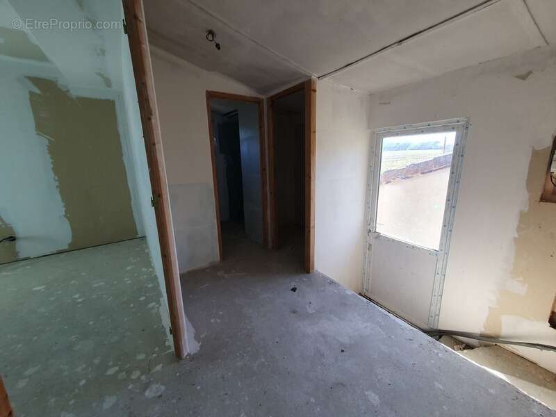 Maison à VILLENEUVE-DE-MARSAN