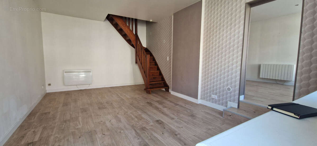 Maison à NEUVILLE-SOUS-MONTREUIL