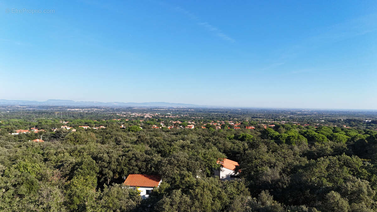 Maison à LAROQUE-DES-ALBERES