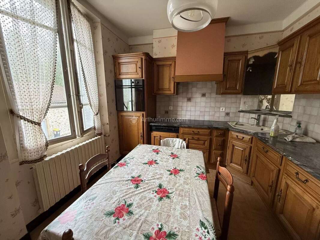 Maison à SAINT-BENOIT-DE-CARMAUX