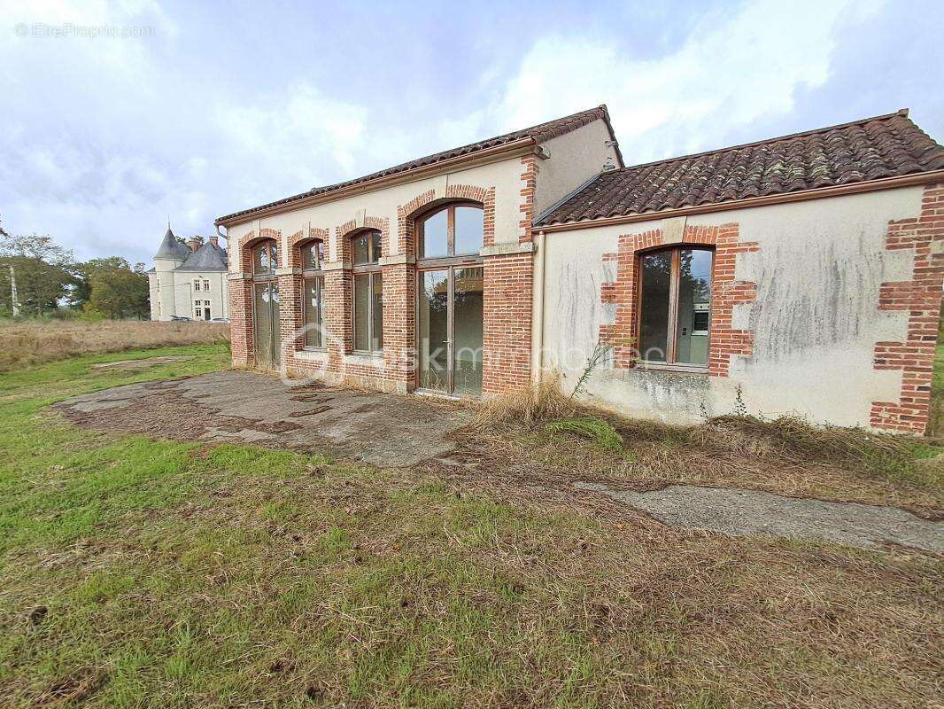 Maison à FONTENAY-LE-COMTE
