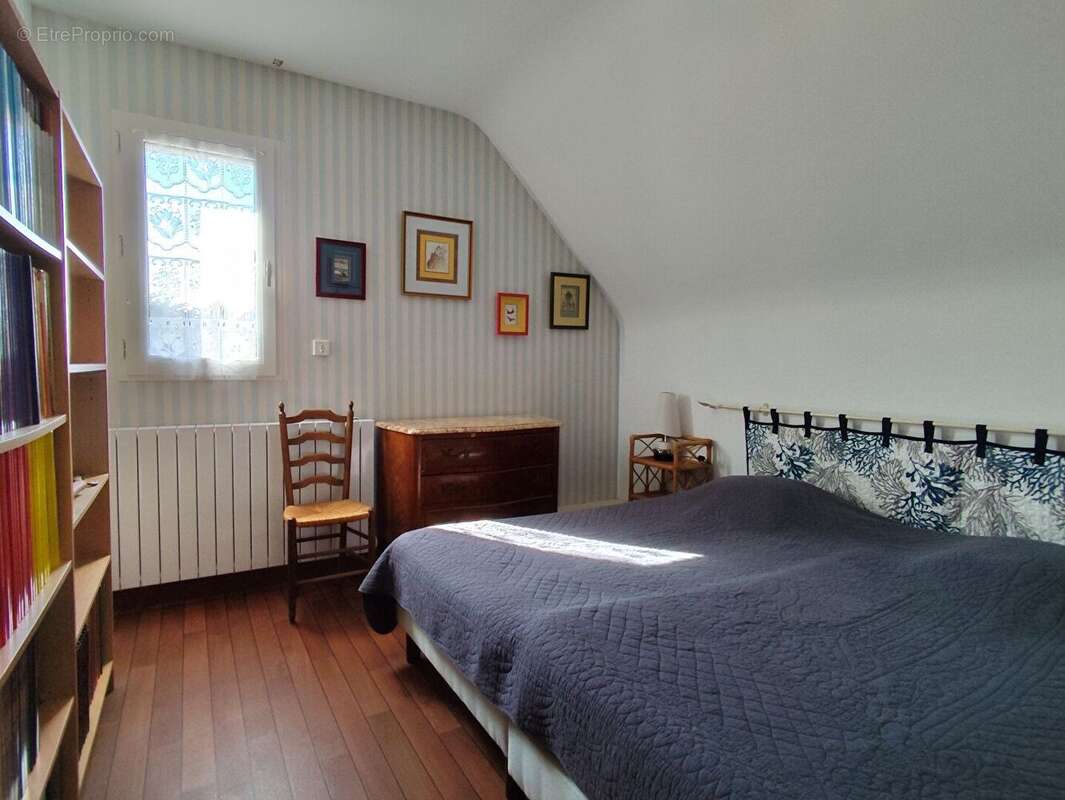 Maison à LE POULIGUEN