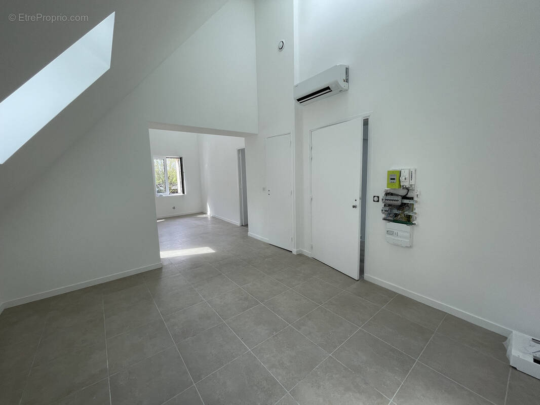 Appartement à VILLENEUVE-SAINT-GEORGES