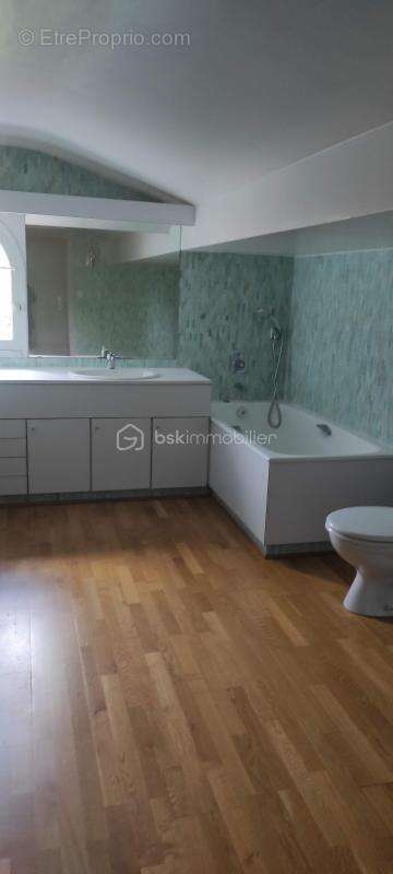 Maison à MONTPON-MENESTEROL