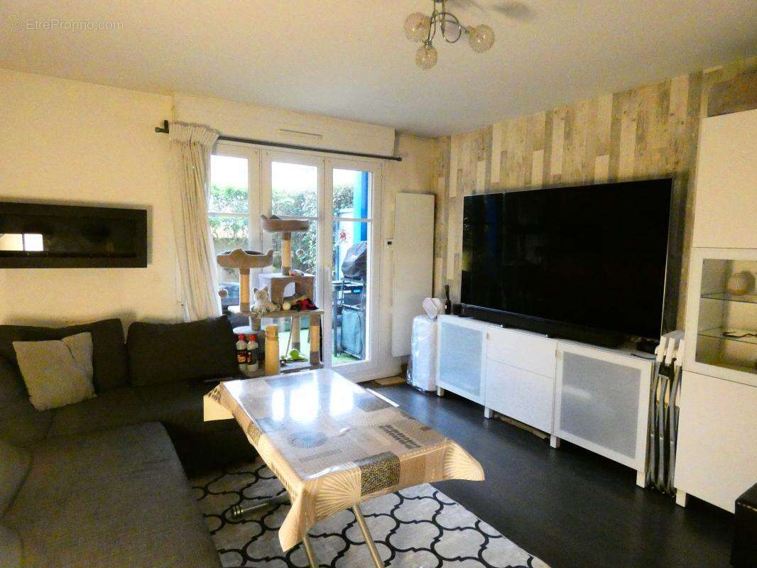 Appartement à VAUREAL