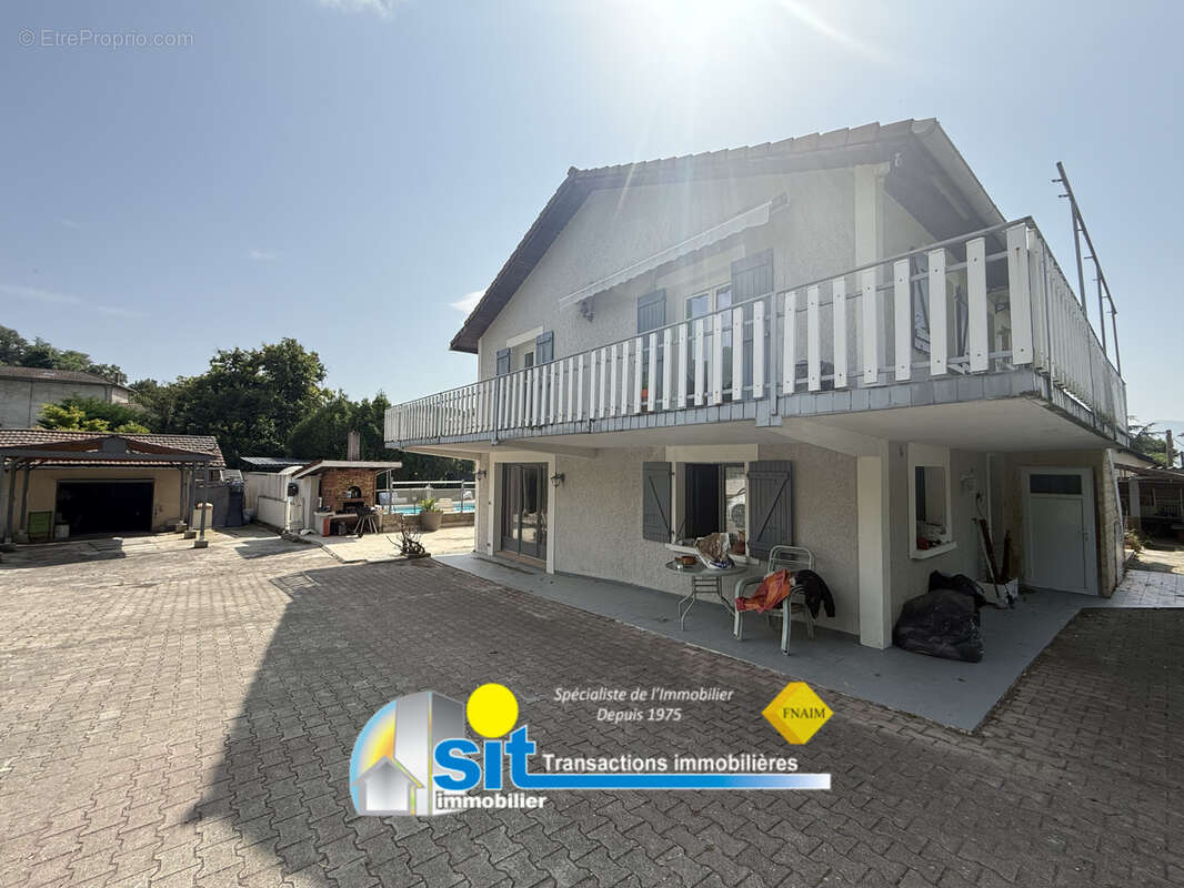 Maison à SAINT-MAURICE-L'EXIL