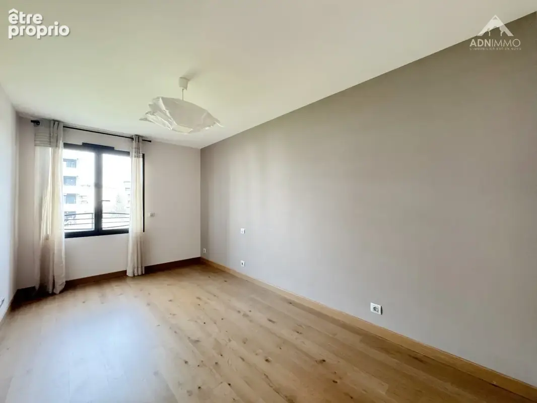 Appartement 4 Pièces 133 m2 - photo 9