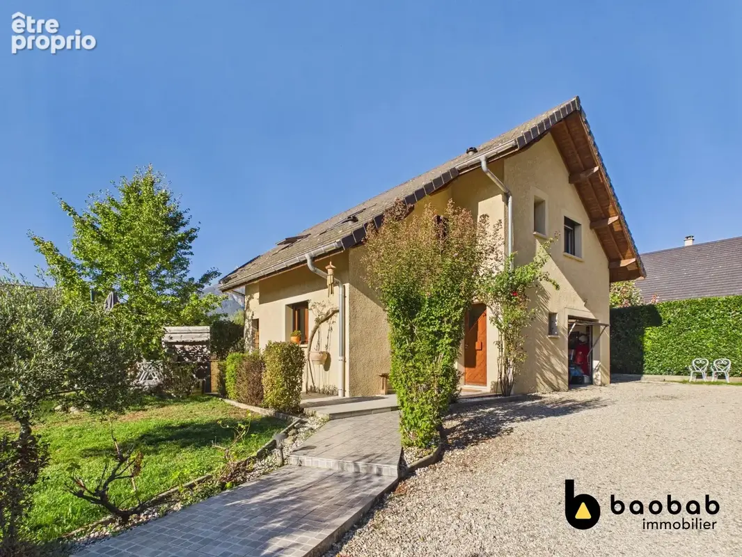 Maison à CHAMOUX-SUR-GELON
