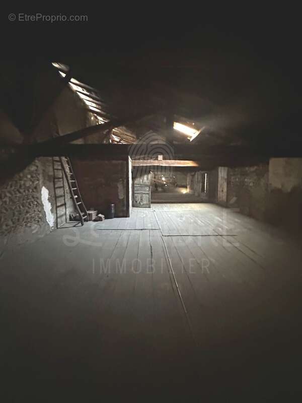 Appartement à BEAUREPAIRE