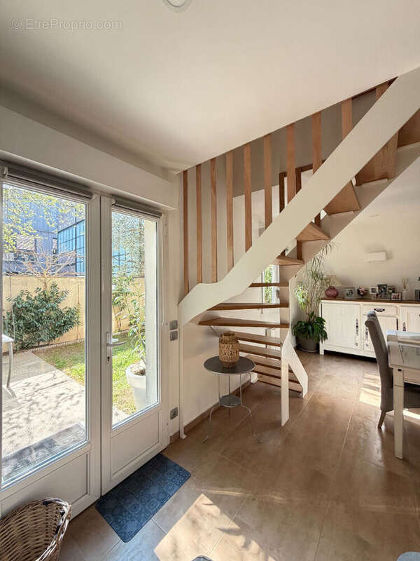 Maison à IVRY-SUR-SEINE