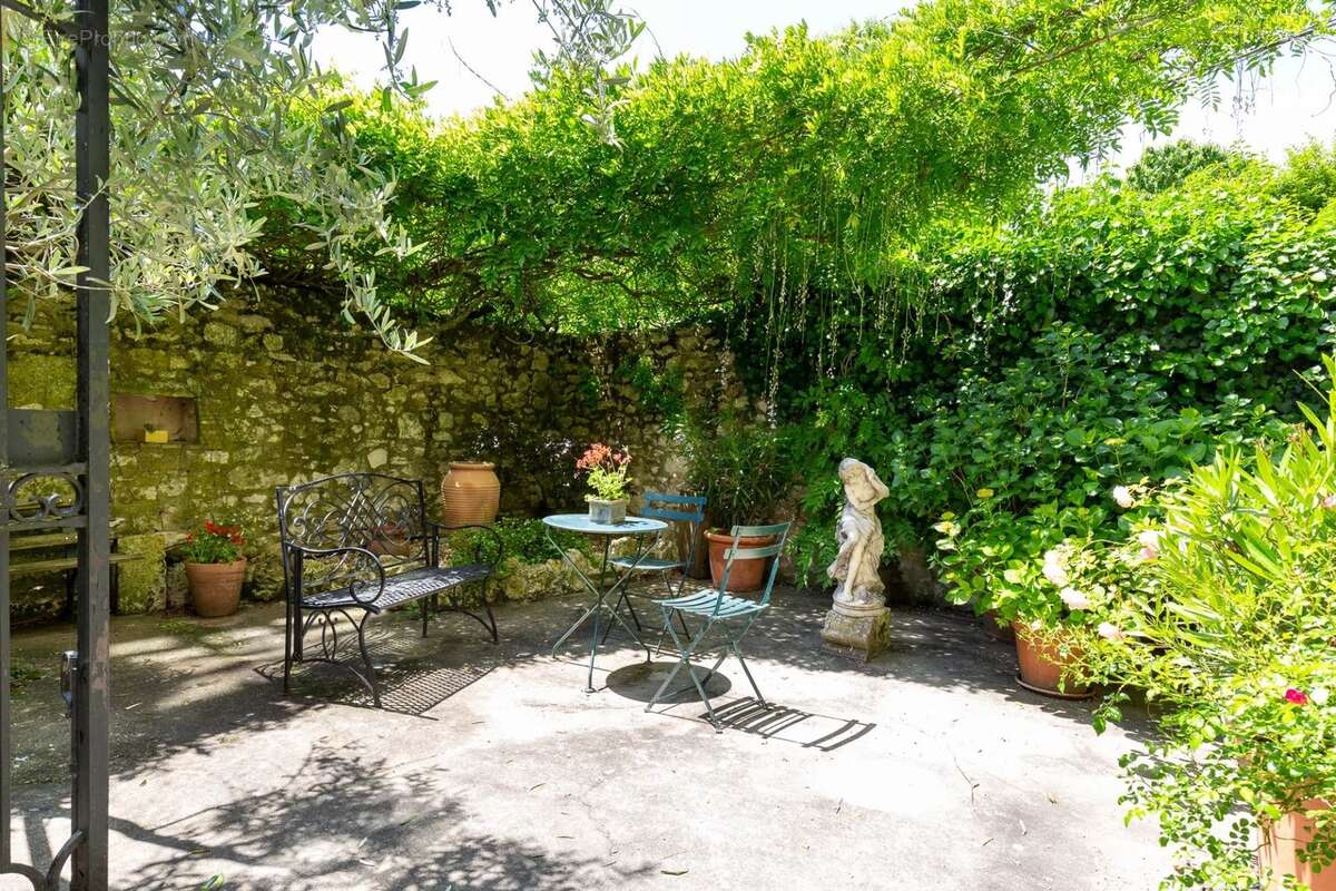 Maison à SAUSSIGNAC