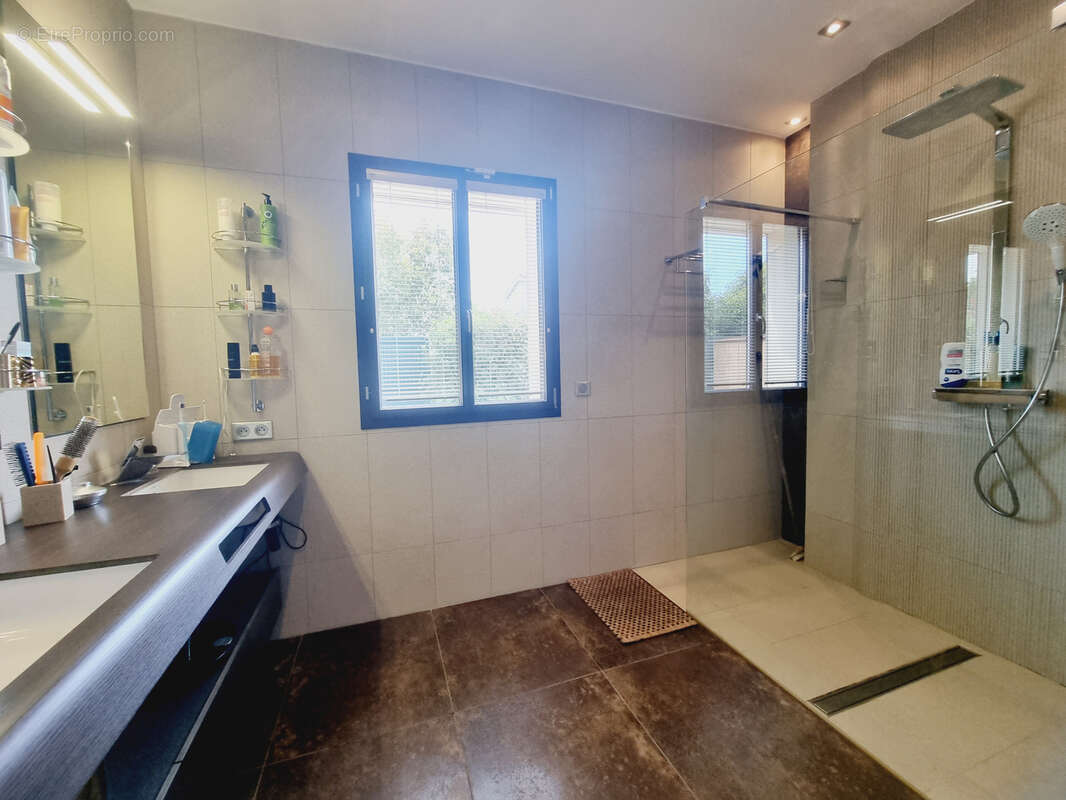 Maison à SAINT-RAPHAEL