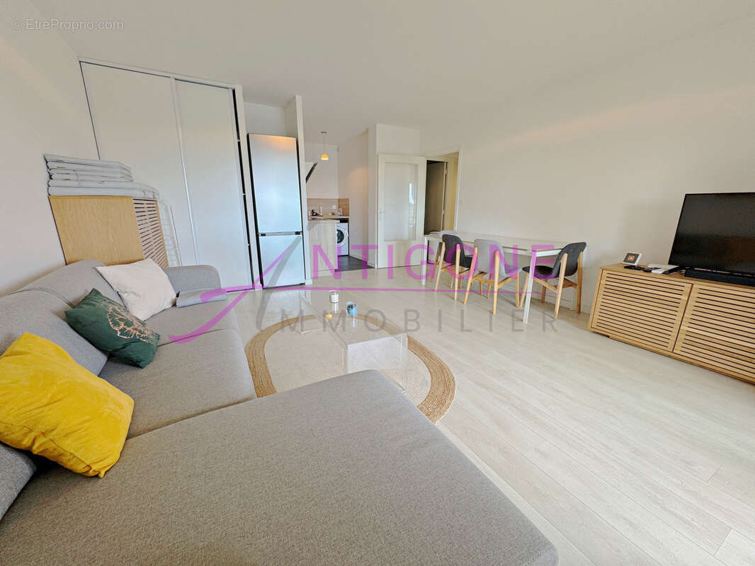 Appartement à SANARY-SUR-MER