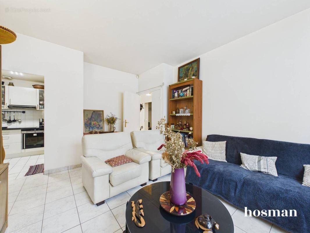 Appartement à PARIS-20E