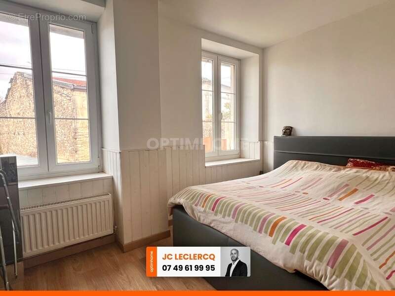 Maison à ROCHES-SUR-MARNE