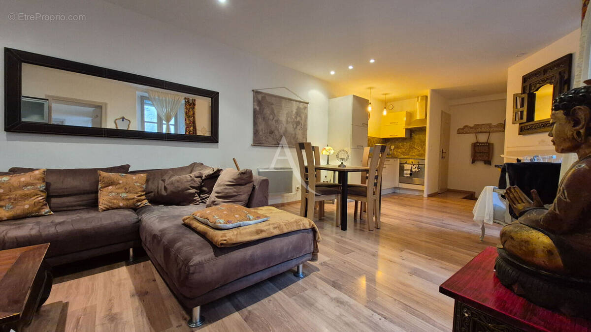 Appartement à SAINTES