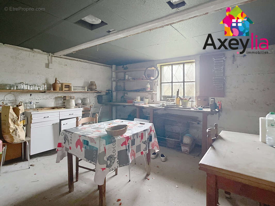 Maison à POUILLY-LES-NONAINS