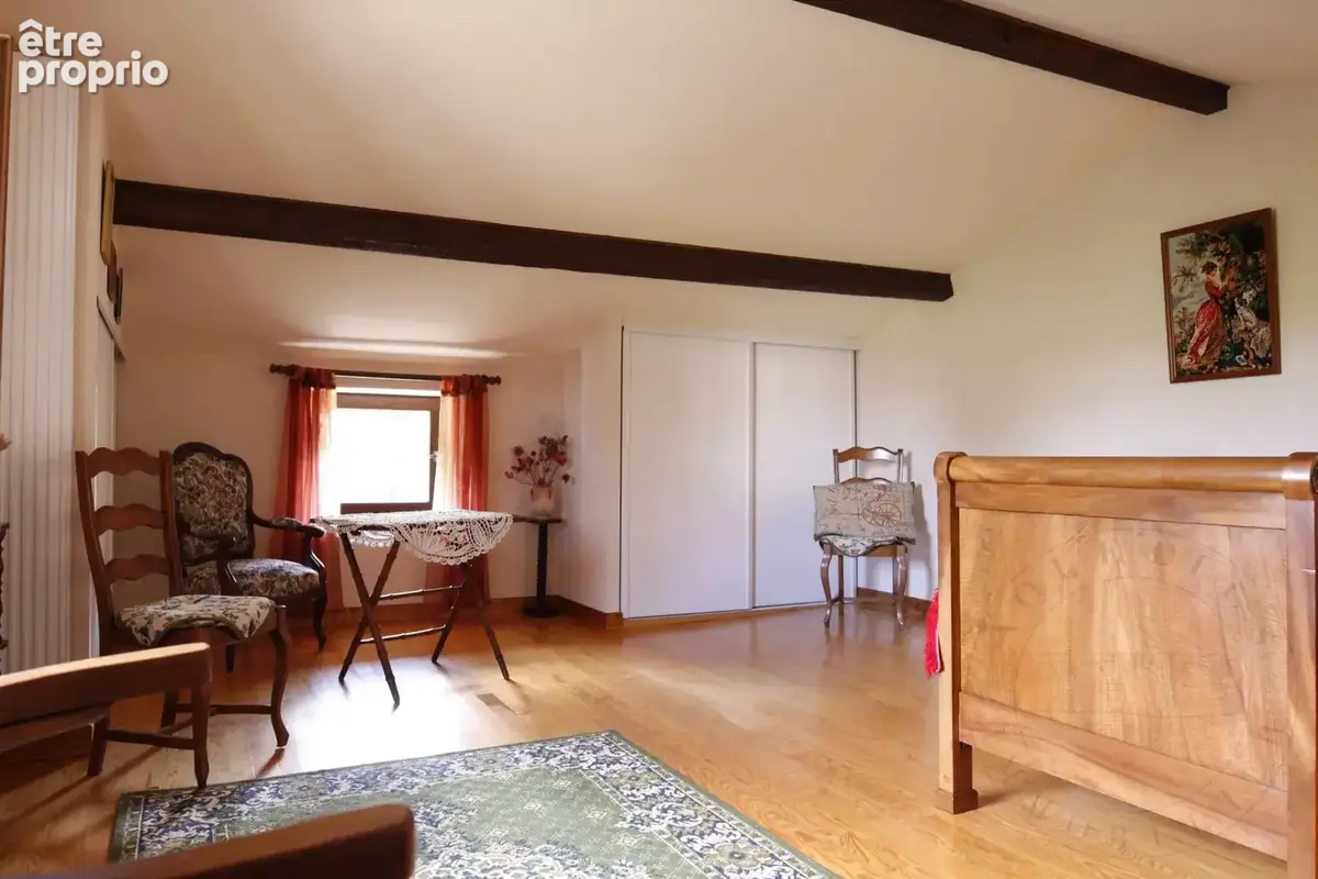 Maison 4 pièces 92 m² à vendre à Saint-Genis-Laval (69230) - photo 8