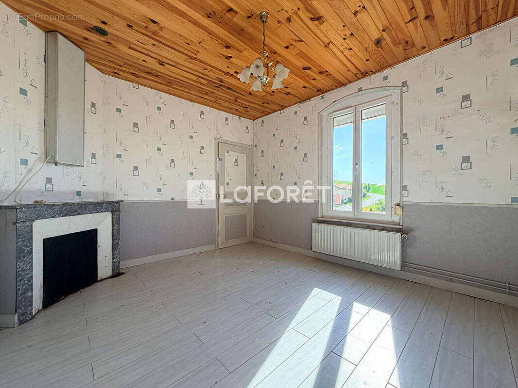 Maison à MALMY
